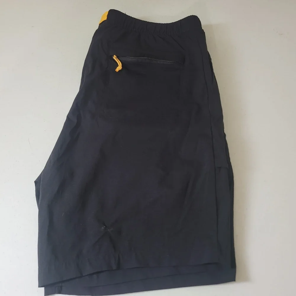 The North Face Size XL Cargo Shorts Mens Black Built-in Belt Hiking Ripstop